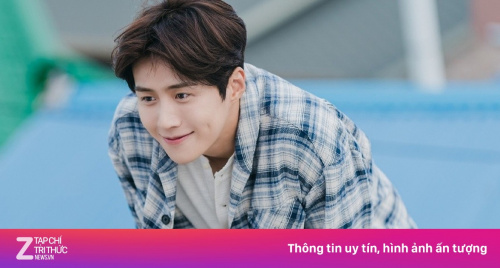 Mỹ nam chạy bộ cùng Suzy ở Hồ Tây