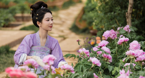 Những loài hoa như “bùa may mắn” cho sự nghiệp của Dương Tử