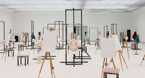 Triển lãm Physical Culture: Mỹ học của sự kỉ luật