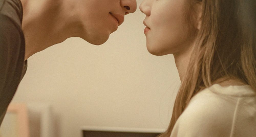 Lee Dong Wook tái xuất gai góc với Anh chàng tốt bụng