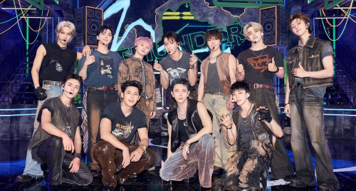SEVENTEEN khởi động chuyến lưu diễn [NEW_] World Tour