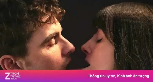 'Dính lẹo' gây sốc