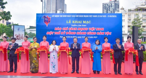 TPHCM: Khai mạc triển lãm ảnh đặc sắc “Báo chí cách mạng Việt Nam – Một thế kỷ đồng hành cùng dân tộc”