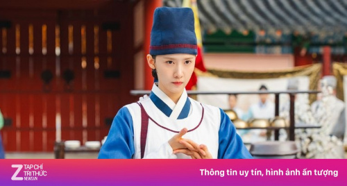 YoonA gây chú ý