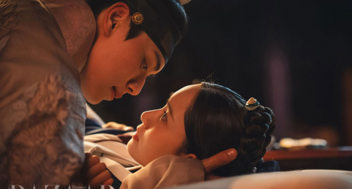 Vì sao phim Bon Appetit, Your Majesty sửa hình tượng nam chính Lee Chae Min?
