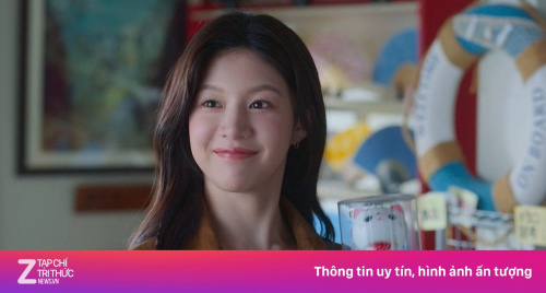 Sắc vóc 'nữ thần dao kéo đẹp nhất Hàn Quốc' đang gây sốt