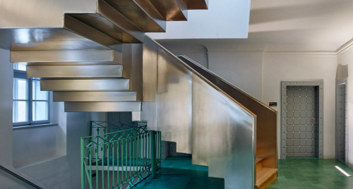 Silver House: Vọng âm của di sản