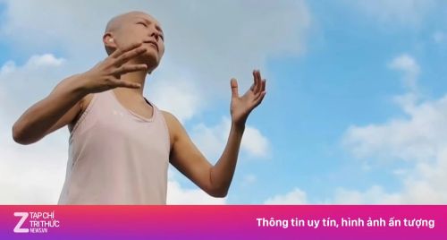 Á hậu Hong Kong bế tắc