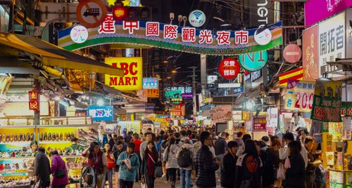 Chợ đêm Phùng Giáp – thiên đường ăn vặt ở Đài Trung (Đài Loan)
