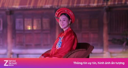 Phương Oanh bế bụng bầu diễn thời trang, Shark Bình đến cổ vũ