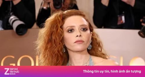 Nữ diễn viên bị đuổi khỏi chuyến bay