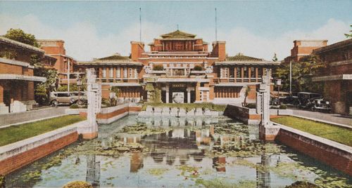 Đối thoại Đông – Tây trong kiến trúc và thiết kế: Cây cầu văn hóa nối hai bờ sáng tạo