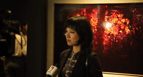 Giám tuyển nghệ thuật Vân Vi