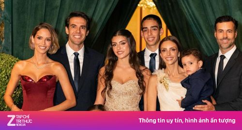 Kaka bên vợ mới và vợ cũ