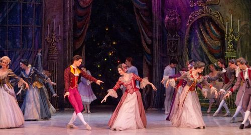 Ballet và giao hưởng kể những câu chuyện vượt thời gian