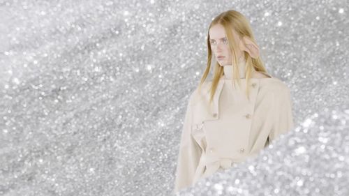 BST Burberry Xuân- Hè 2022: Animal Instinct sự tự do trong trí tưởng tượng