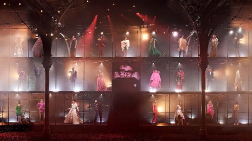AZ Factory Xuân Hè 2022 "Love Brings Love”- tưởng nhớ NTK  Alber Elbaz