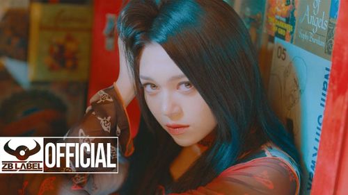 Alexa - Mở màn năm 2022 cho K-Pop với sự trở lại trong MV "Tattoo"