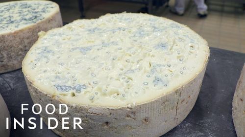 Phô Mai Gorgonzola Ý được tạo ra như thế nào ?