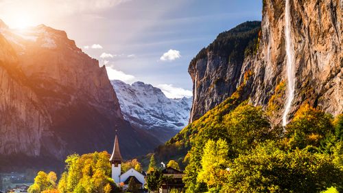 Lauterbrunnen - vùng đất đẹp như tranh vẽ ở Thụy Sĩ