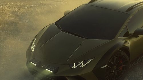 Lamborghini: siêu xe đỉnh cao chinh phục những tín đồ đam mê tốc độ. Thách thức đối thủ Ferrari trong 60 năm qua
