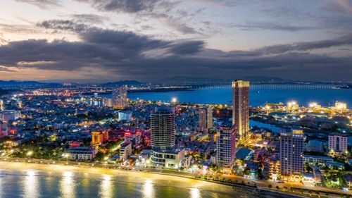 Quy Nhơn khoảnh khắc ngày và đêm