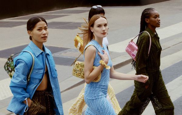 Fendi “nâng cấp” chiếc túi baguette cổ điển cho mùa hè 2021