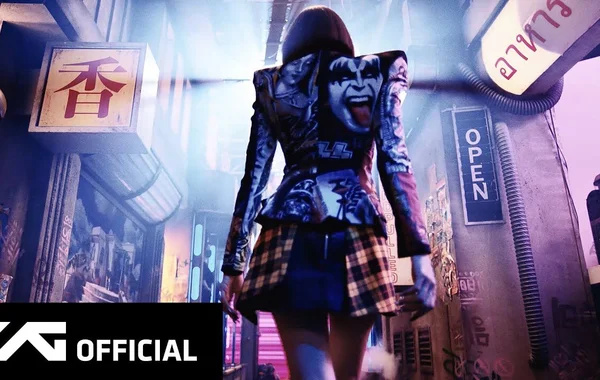 Lisa lộng lẫy với Haute couture trong MV LALISA