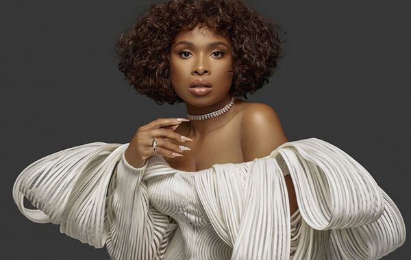 Jennifer Hudson diện trang phục của NTK Công Trí