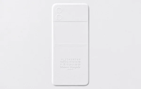 Samsung hé lộ dự án hợp tác sắp tới với Maison Margiela
