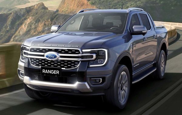Ford Ranger Platinum trang bị cao cấp, trên Wildtrak và dưới Raptor