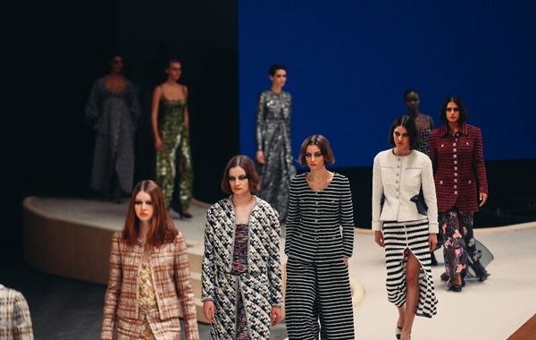 Tuần lễ thời trang Paris show "Haute Couture Xuân/Hè 2022" mãn nhãn!