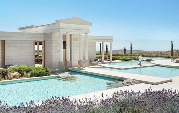 Amanzoe: Khu nghỉ dưỡng cao cấp tốt nhất tại Greece