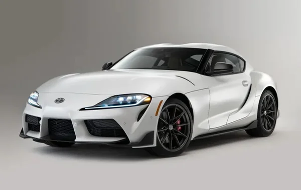 Toyota GR Supra 2023 được bổ sung thêm phiên bản số sàn