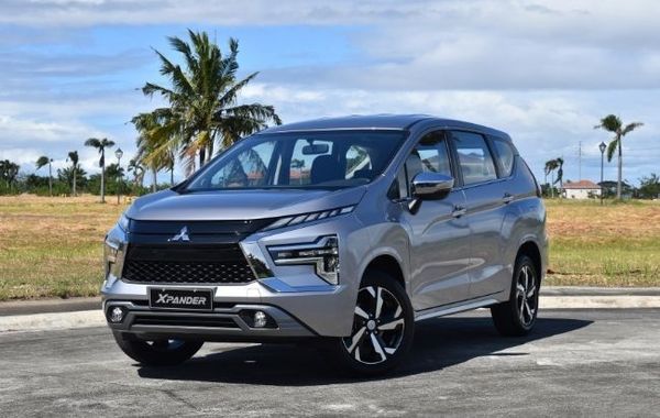 Mitsubishi Xpander Cross 2023 chính thức ra mắt