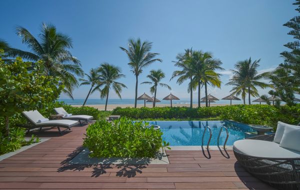 Tận hưởng kỳ nghỉ gia đình 5 sao tại Danang Marriott Resort & Spa, Non Nuoc Beach Villas