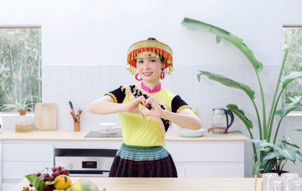 Trang Nhung ra mắt ca khúc mới mang âm hưởng Tây Bắc