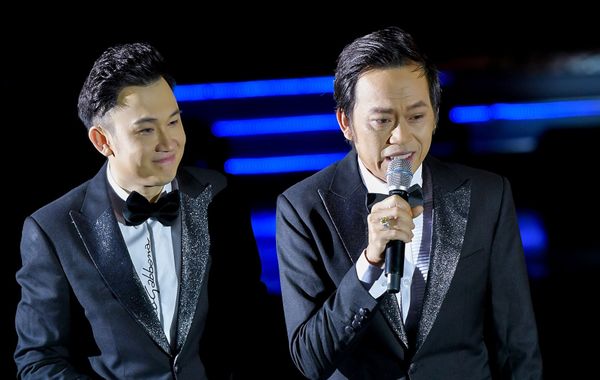 Hoài Linh đóng MV ca nhạc Dương Triệu Vũ dự án mang tên “Bartender”