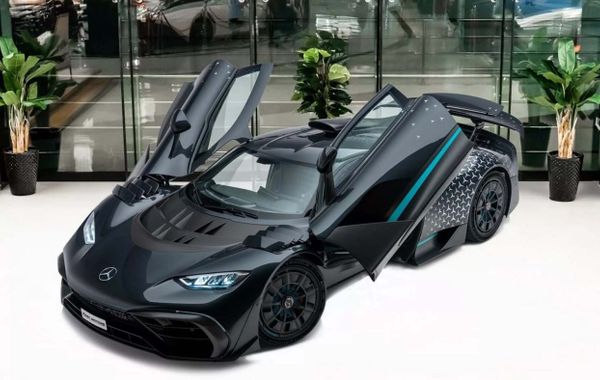 Hàng hiếm Mercedes-AMG One như mới được rao bán