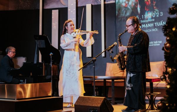 Nghệ sĩ Violin quốc tế JMi Ko: Hành trình thăng hoa cùng hàng loạt nghệ sĩ Việt
