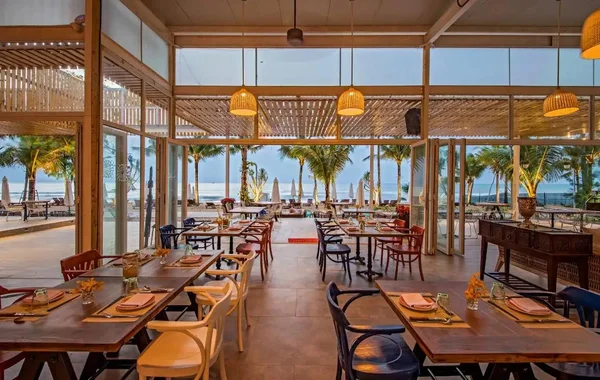 Thưởng thức Lifestyle Dining cùng với nhà hàng Shri