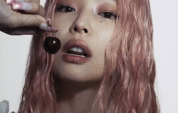 Jennie (BLACKPINK) xuất hiện với tạo hình khác lạ, quảng bá ca khúc mới