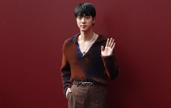 Jin (BTS) tạo ra giá trị truyền thông “cực choáng” cho Gucci thế nào?