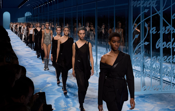 BST Dior Xuân Hè 2025: Những nữ thần thể thao khỏe khoắn thời hiện đại