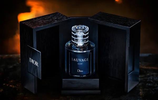Nước hoa Sauvage Elixir chai pha lê phiên bản giới hạn