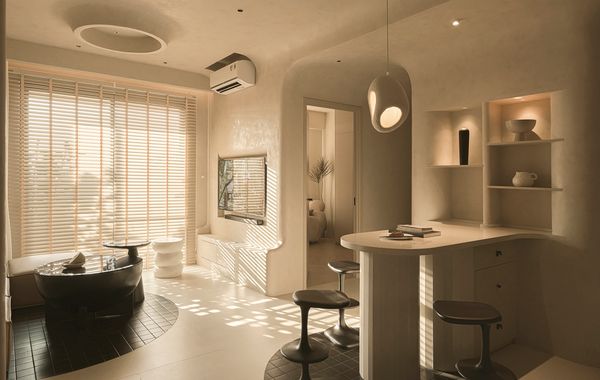 Căn hộ 79 m2 sơn hiệu ứng 70% diện tích để giống hang tự nhiên