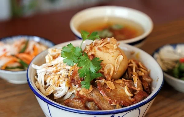 Michelin gợi ý 5 món 'không ăn, không về' khi đến Việt Nam