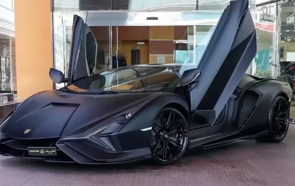 Siêu phẩm Lamborghini Sian của Hoàng Kim Khánh sẽ lại được nhập về Campuchia như Koenigsegg Regera và McLaren Senna?
