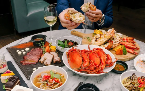 Lễ hội ẩm thực “Eat out” 90 ngày với ưu đãi từ Marriott Bonvoy Việt Nam