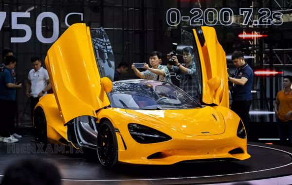 McLaren 750S Spider - Khi siêu xe "ép cân" tăng "cơ"